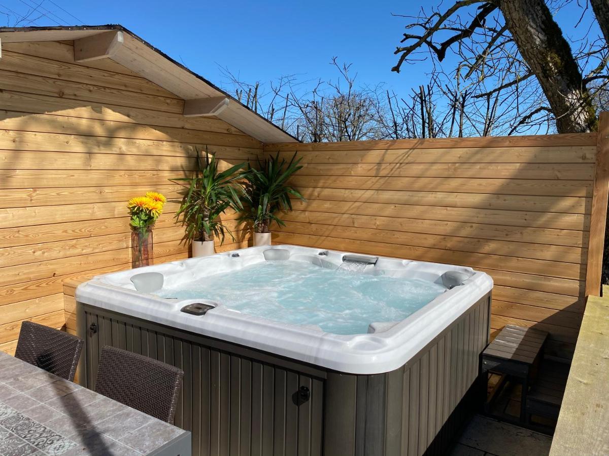 Alpenblick Nahe Muenchen Mit Outdoor Whirlpool - 21 Min Von Muenchen Mit Zug Assling Exteriör bild